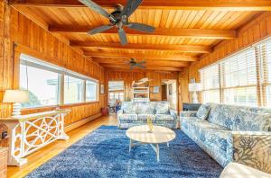 Gypsea Rose - Southern Shores, Oceanfront, Ocean View, Hot Tub, Pets OK, Flex Stays