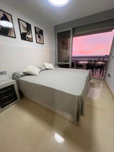 Coblanca 41-Gimnasio-Piscina climatizada-Sauna-Jacuzzi-3 minutos a pie de playa