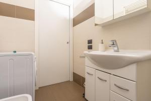 Rentopolis Apartments at Via Candiani PoliMi Bovisa Campus