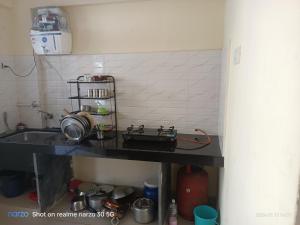 Bed And Breakfast At Pushpanjali Residency Ghodbunder Road Thane West
