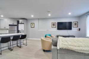 Walkable Townhome in the Heart of Central City!