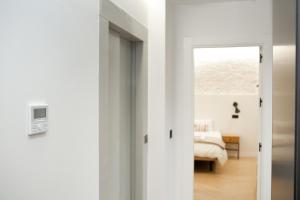 Homey Seville Brand New Arfe II Apartment Near Cathedral 8 people
