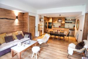 Chalet cosy avec vue exceptionnelle et proche des pistes