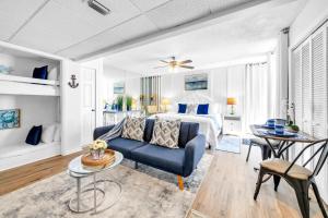 Long Beach Resort 1-1300E