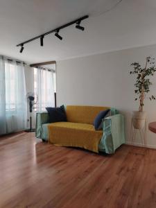 Acogedor a pasos de metro baquedano