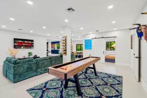 One and Only Lazy River Pool Villa