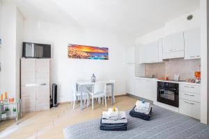 Orizzonte 5 Terre - Via Lunigiana 221 - Stazione Migliarina, interno 18