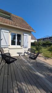 LA BELVILLOISE , Maison 6 Personnes avec jardin terrasse et proche mer