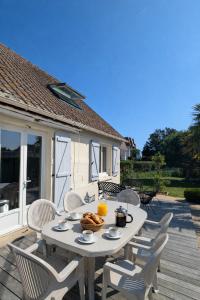 LA BELVILLOISE , Maison 6 Personnes avec jardin terrasse et proche mer