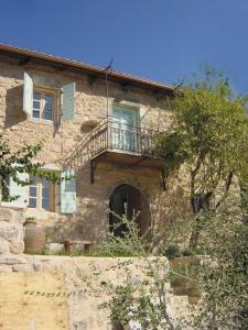 Two-Bedroom Apartment - Split Level