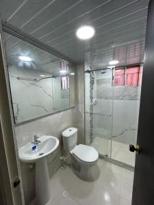 Tu Espacio Ideal! Confort, Ubicación Perfecta y Piscina - 3 Hab