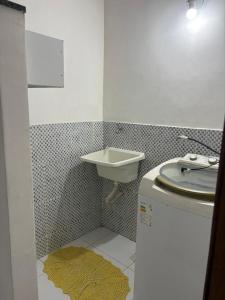 Casa confortável na Serra de Casimiro de Abreu, Poço do Pai João -14 km do Sana