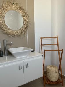 Dar Lisa - Charming authentic beachfront villa