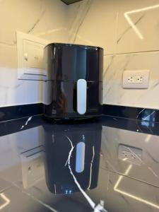 Apartamento Moderno con Aire Acondicionado y Ubicación Privilegiada con 2 Hab