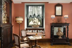 Grand Hotel Savoia Genova, Curio Collection by Hilton