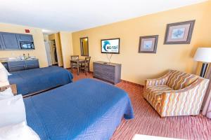 Remodeled Condo, Waterpark View at Landmark Resort