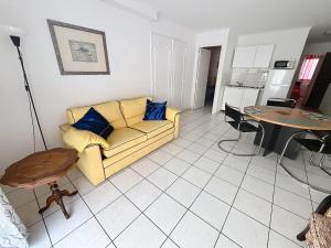 2 bedroom Pradignac 305