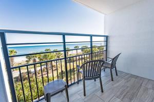 Oceanfront Convenience on Lower Floor, Heated Pool