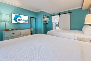 New-High Floor-Grand Cayman, Amazing Decor wPools