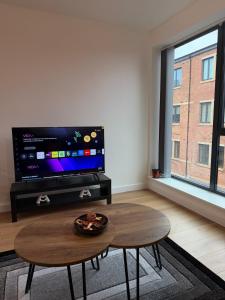 Modern Comfort Birmingham City Centre B1