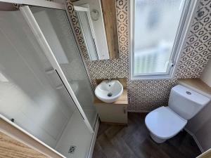 Seabreeze Lodge - 3Beds Sleeps 8 Luxury Coastal Lodge -