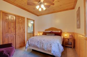 Woodsy Alton Couples Retreat Near Bryce Canyon