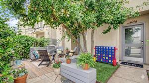 Modern 3B 3BA in Houston Heights with Private Patio