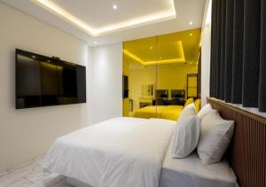 Pyeongtaek Hotel De Salon