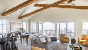 Sleeps 24 Priv Beach Boardwalk Free Pool Heat Ocean View 24 Bradley Cir by AvantStay