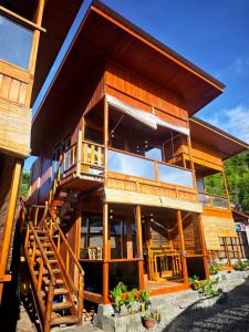 Goroadventures and Dive Resort