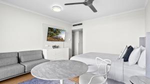 The Studio at Northshore Tower