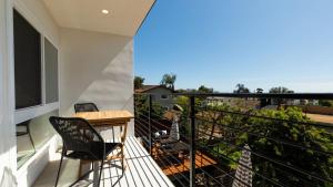 Avalon I by AvantStay Contemporary San Diego Condo w Large Patio