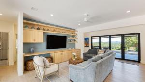 Rancho Robles by AvantStay Vineyard Villa w Views Pool Privacy