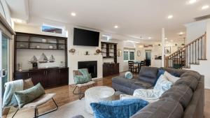 Belmont Shore Retreat by AvantStay