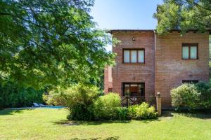 Amplia Casa Boutique en un Bosque cerca del Mar