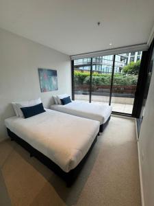 Wyndel two bedroom apartment with Water view