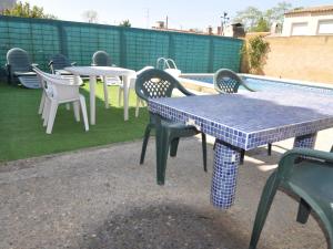 Gran Casa con Piscina Privada, WiFi y Barbacoa a 15min de la Playa - HISP-7-13