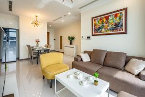 Cozy 2BR Landmark Plus good Location daily towels