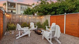 Walk to Trestles Beach Shared YardFirepit El Camino Surfhouse A by AvantStay