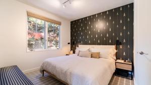 Aspen Hideaway by AvantStay Walk to Aspen Near Slopes Pool Hot Tub Access