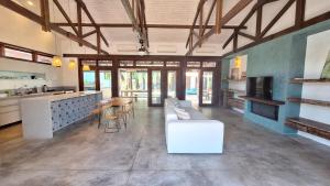 Casa em Riviera 80 metros da praia