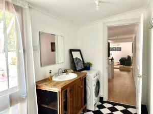 Clare Cottage on Wendouree