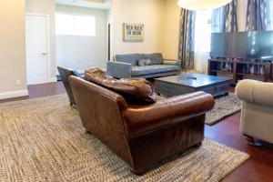 6BR-4BA 4-Floor Sleeping for 17 ABODEbucks