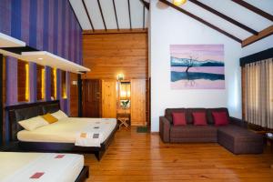 Amansara Bungalow - Panoramic Lake View Villa, Nuwara Eliya