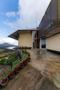Amansara Bungalow - Panoramic Lake View Villa, Nuwara Eliya