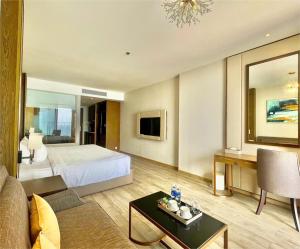 Panorama Nha Trang Apartment Luxury - Man Ocean