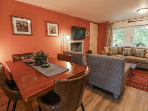 The Coach House - Holmwood