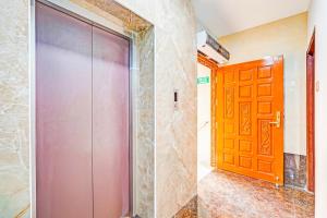 Hotel O Sholinganallur Near Anjaneya Temple