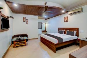 Townhouse Dange Chowk Bus Terminal