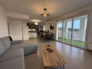 CA110-039 APPARTEMENT 3 PIÈCES - 4 personnes CAVALAIRE SUR MER